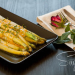 Frischer Spargel mit Sauce Hollandaise